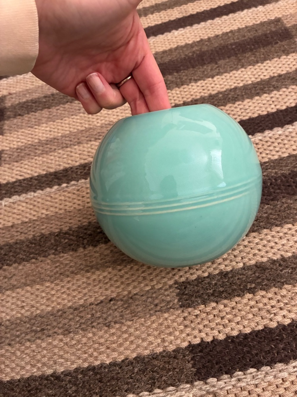 OLD TRENTON POTTERIES CO. TAC ORBIT VASE TURQUOISE BLUE